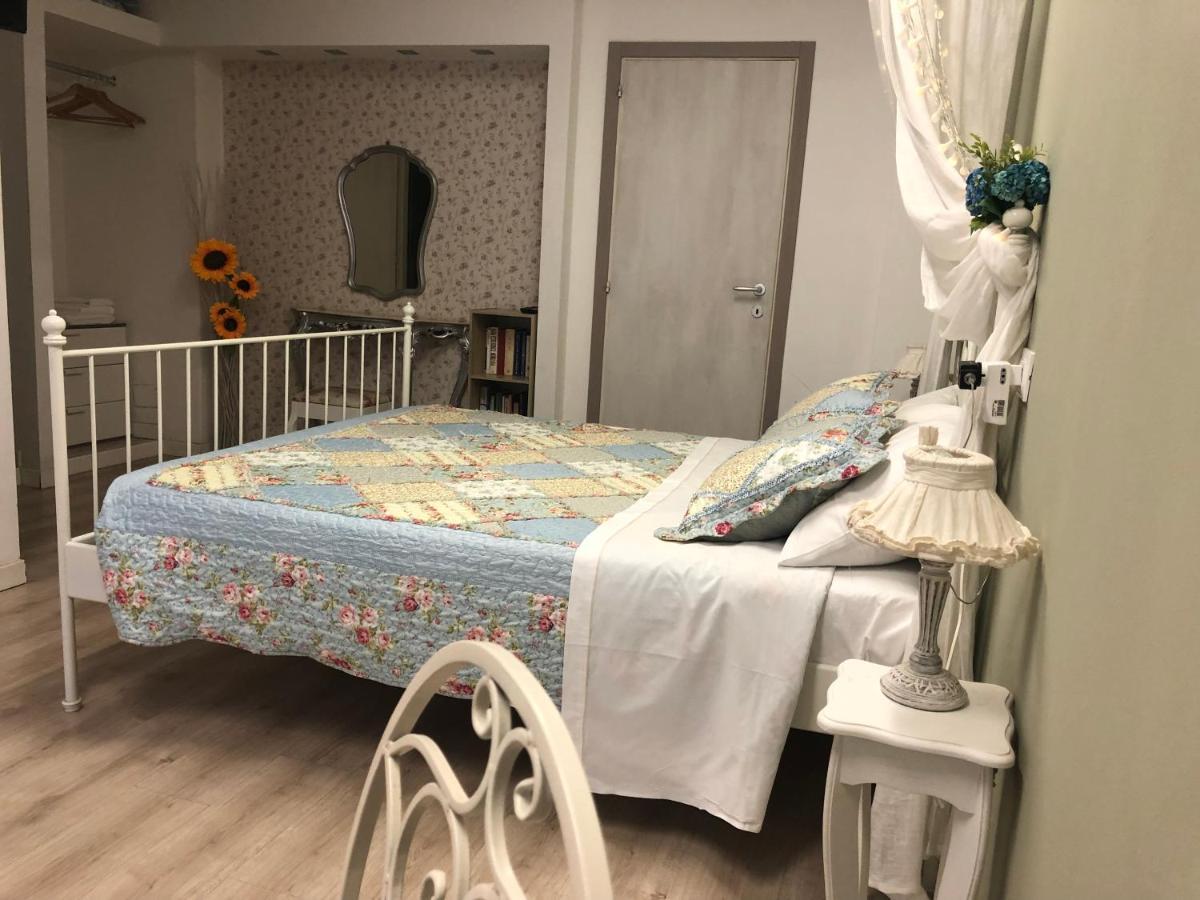 菲奥里迪格拉诺住宿加早餐旅馆 米兰 外观 照片