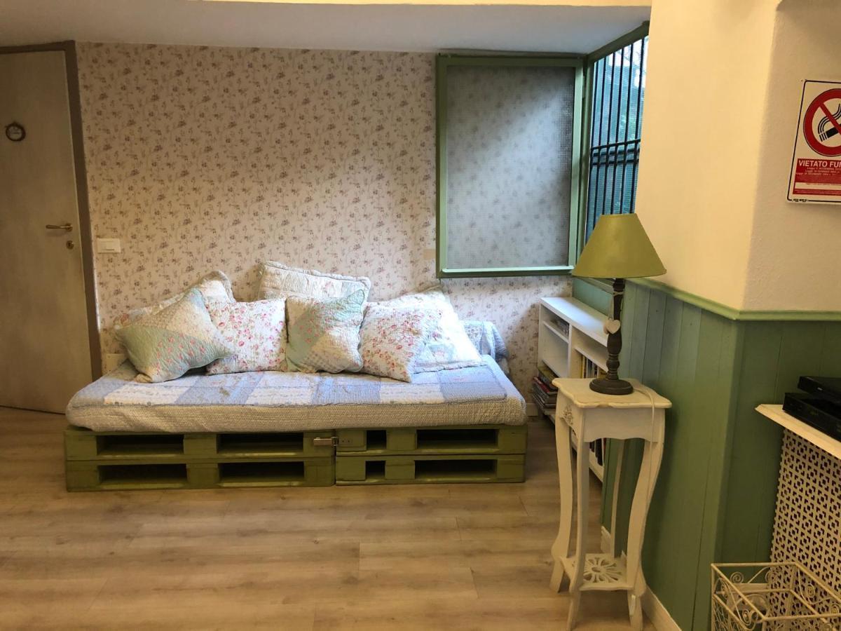菲奥里迪格拉诺住宿加早餐旅馆 米兰 外观 照片